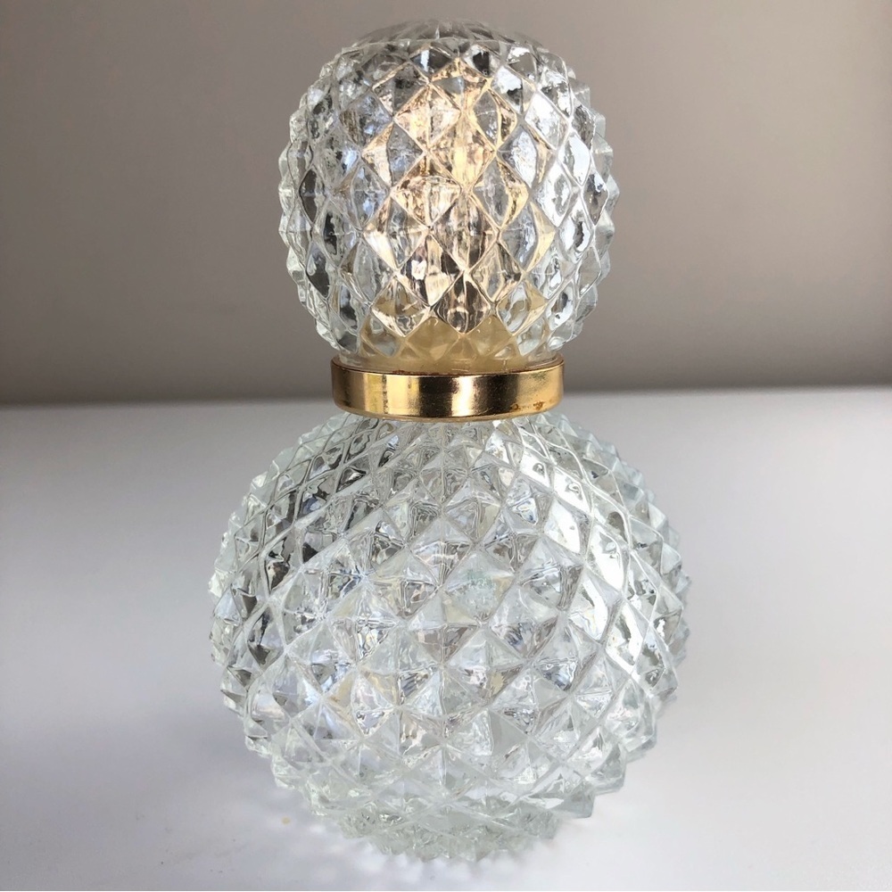 Faceted cut glass decorative perfume bottle